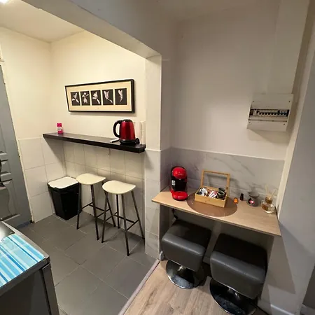 Studio Cosy Aux Portes De Paris - Rer A A 15 Min Apartamento